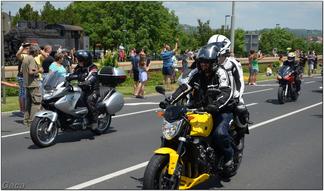 harleydavidsonopenroadfelvonulasmotorgaca201300238