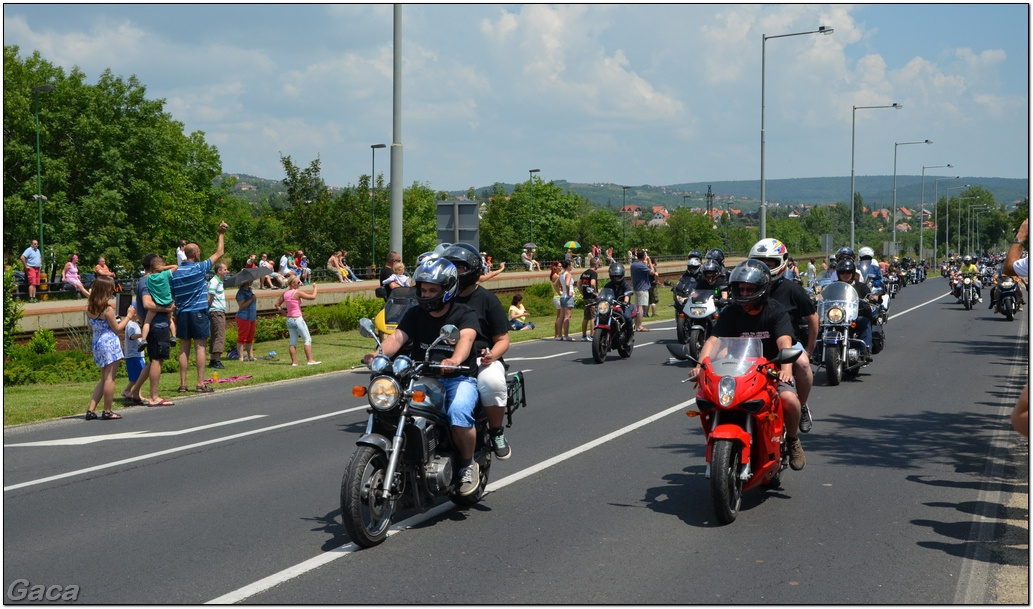 harleydavidsonopenroadfelvonulasmotorgaca201300255