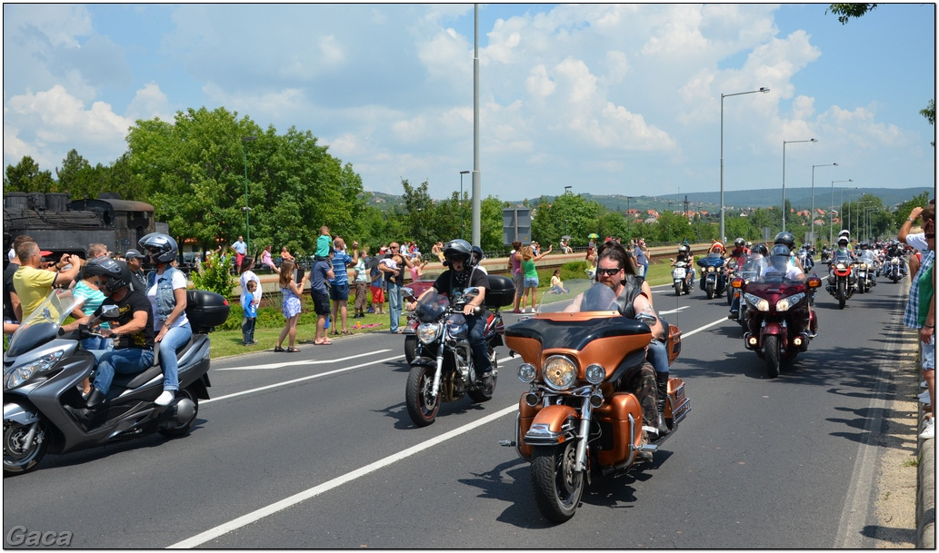 harleydavidsonopenroadfelvonulasmotorgaca201300288