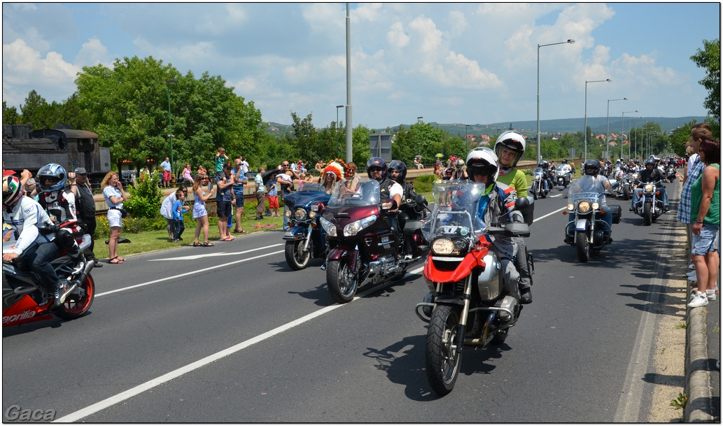 harleydavidsonopenroadfelvonulasmotorgaca201300290