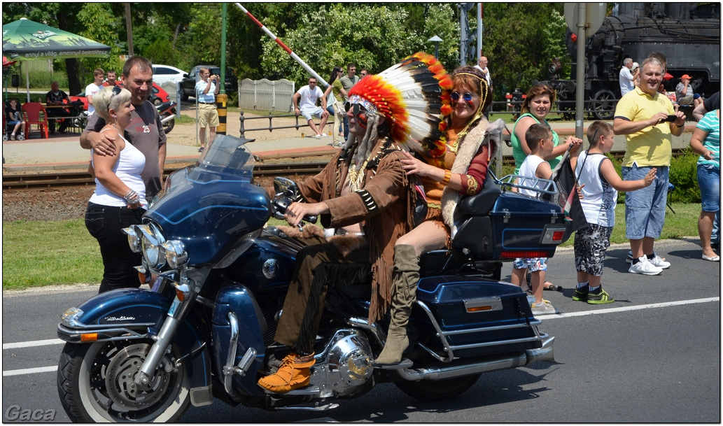 harleydavidsonopenroadfelvonulasmotorgaca201300292