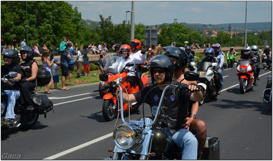 harleydavidsonopenroadfelvonulasmotorgaca201300305