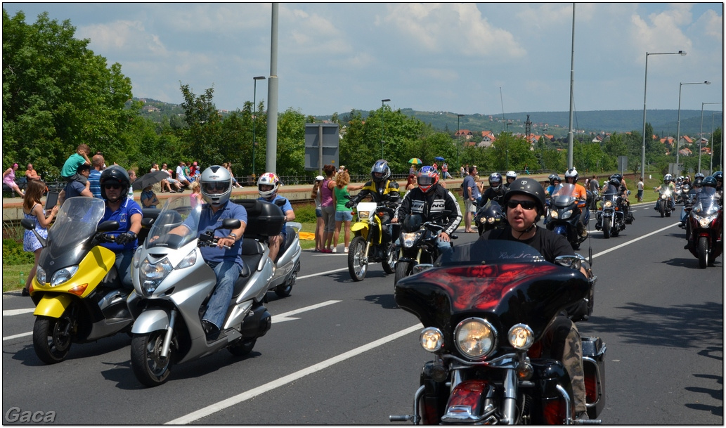 harleydavidsonopenroadfelvonulasmotorgaca201300323