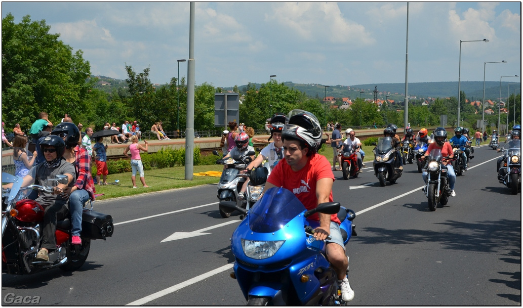 harleydavidsonopenroadfelvonulasmotorgaca201300335