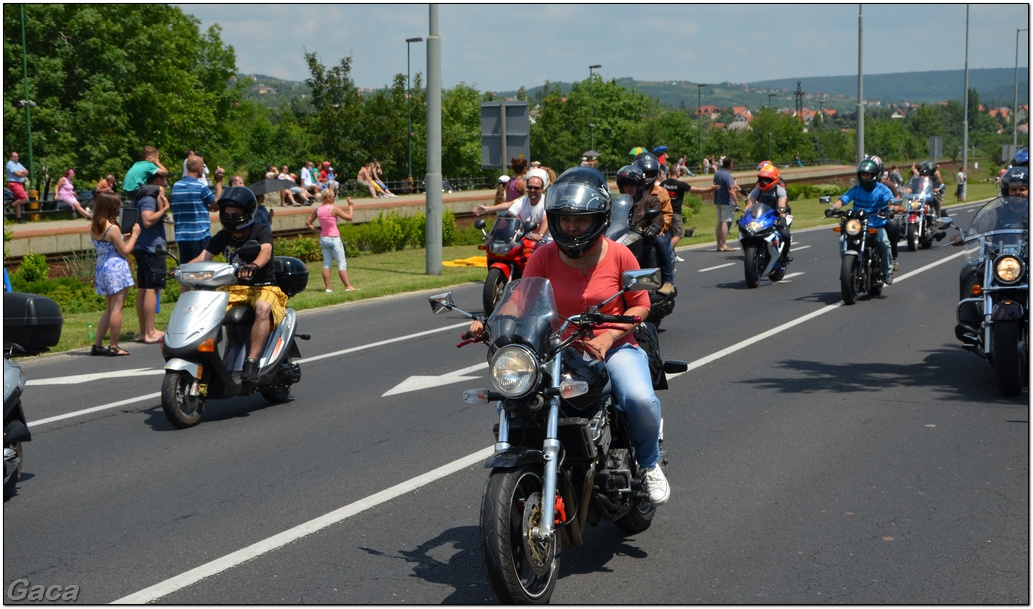 harleydavidsonopenroadfelvonulasmotorgaca201300336