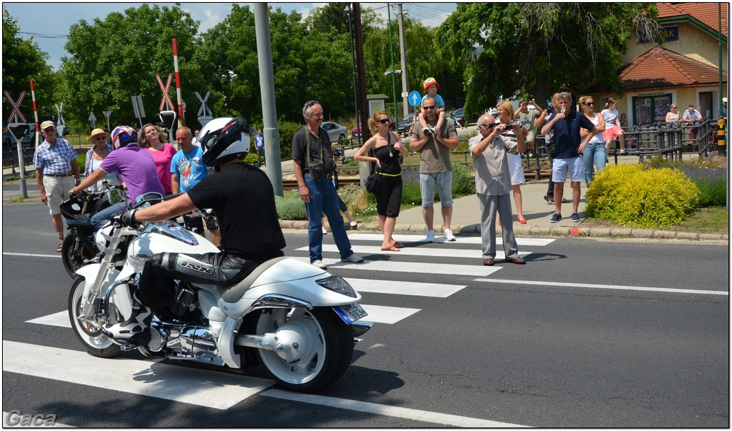 harleydavidsonopenroadfelvonulasmotorgaca201300354