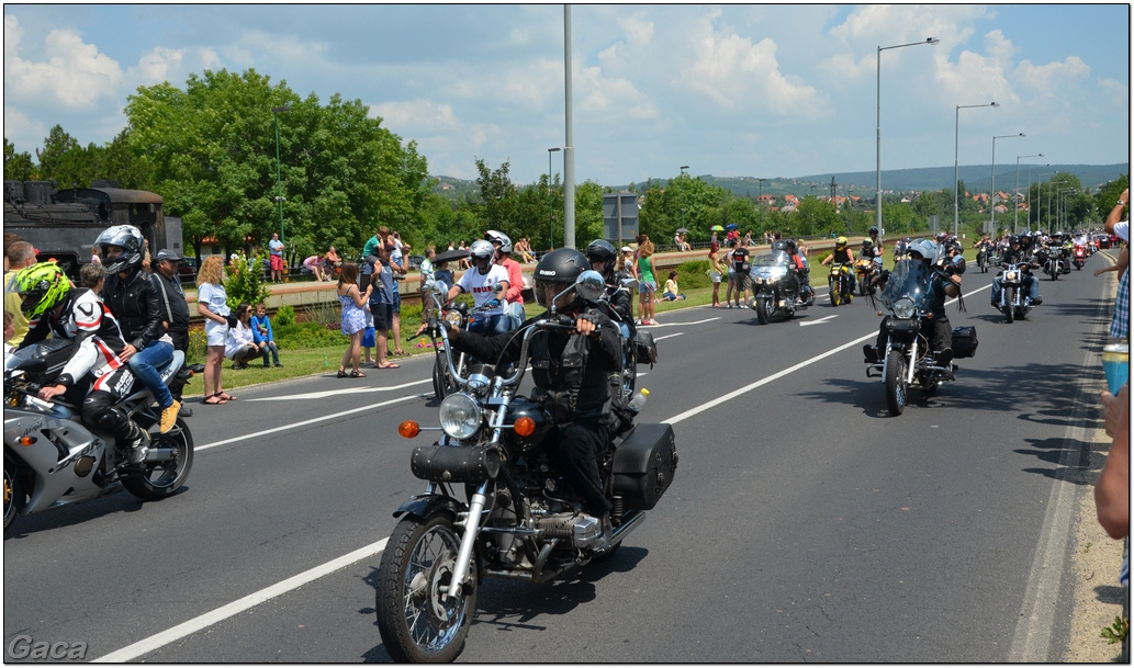 harleydavidsonopenroadfelvonulasmotorgaca201300356