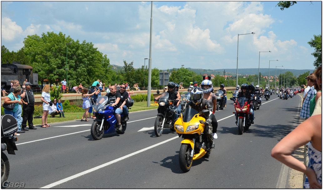 harleydavidsonopenroadfelvonulasmotorgaca201300365