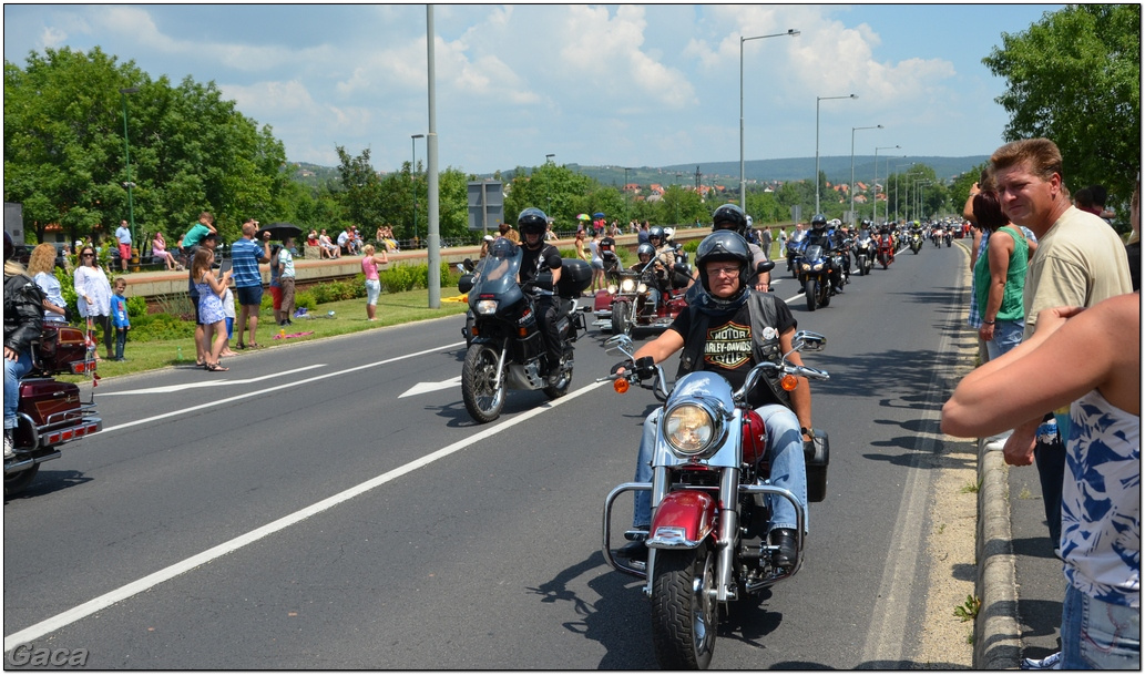 harleydavidsonopenroadfelvonulasmotorgaca201300401