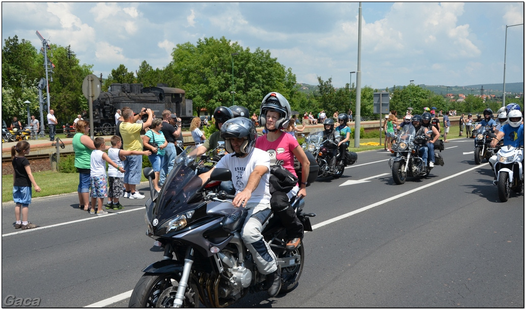 harleydavidsonopenroadfelvonulasmotorgaca201300461