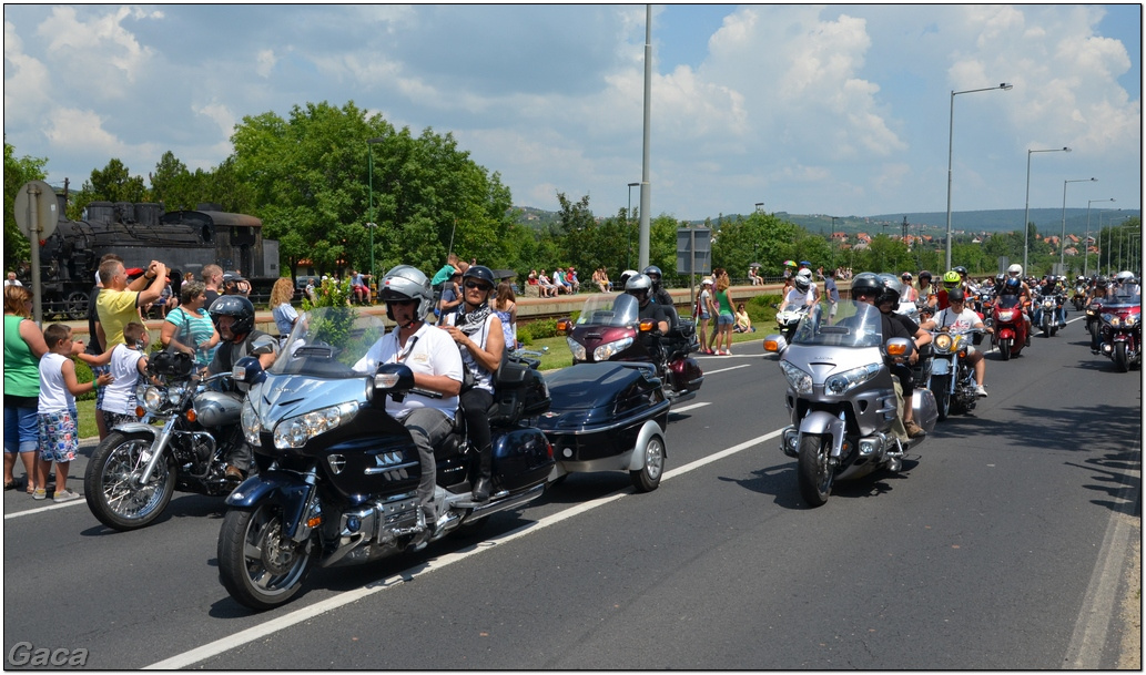 harleydavidsonopenroadfelvonulasmotorgaca201300479