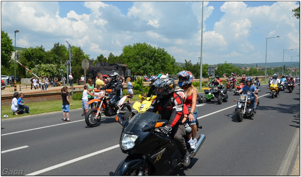 harleydavidsonopenroadfelvonulasmotorgaca201300535