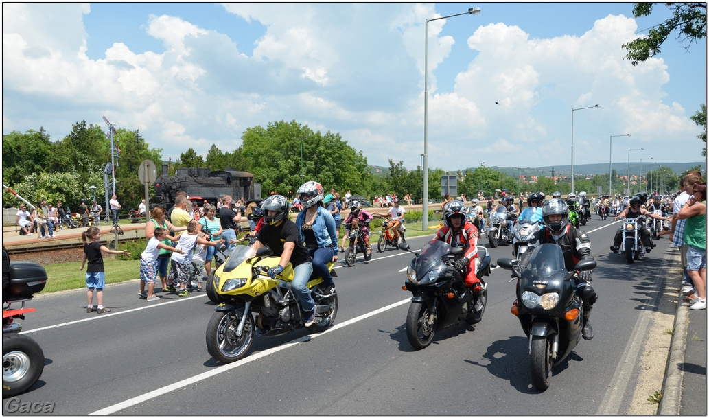 harleydavidsonopenroadfelvonulasmotorgaca201300538