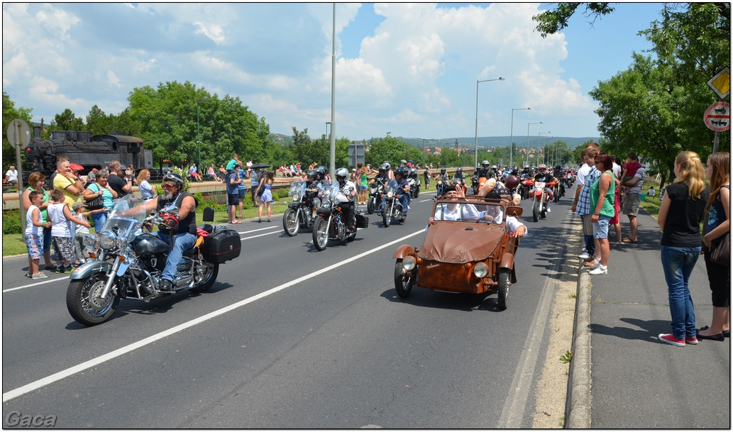 harleydavidsonopenroadfelvonulasmotorgaca201300543