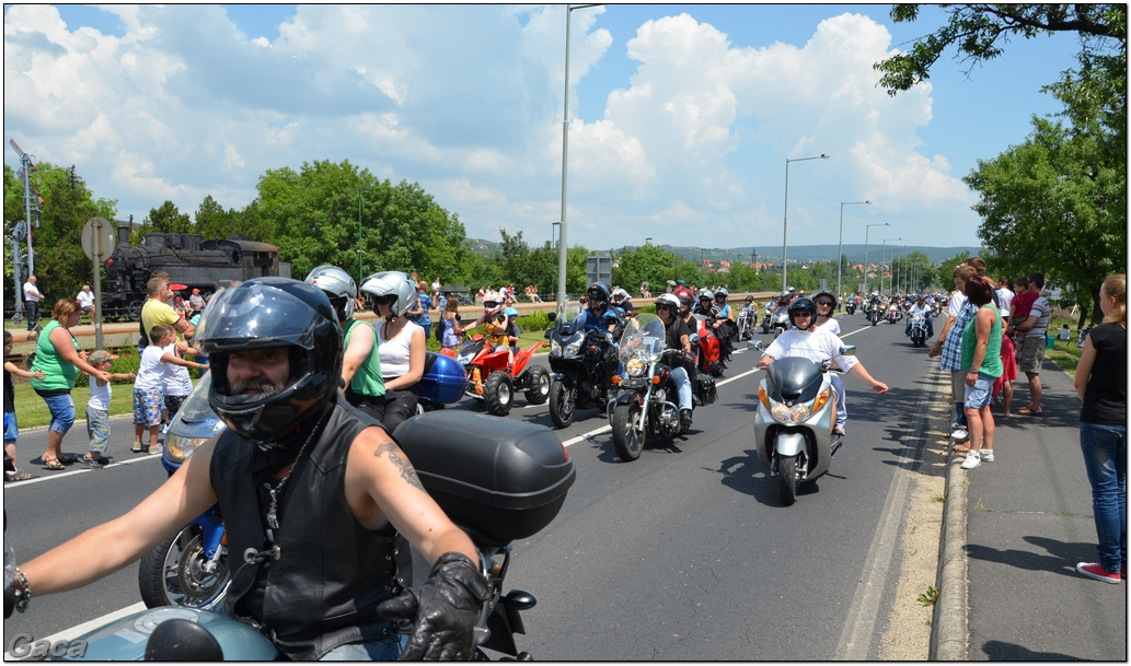 harleydavidsonopenroadfelvonulasmotorgaca201300551