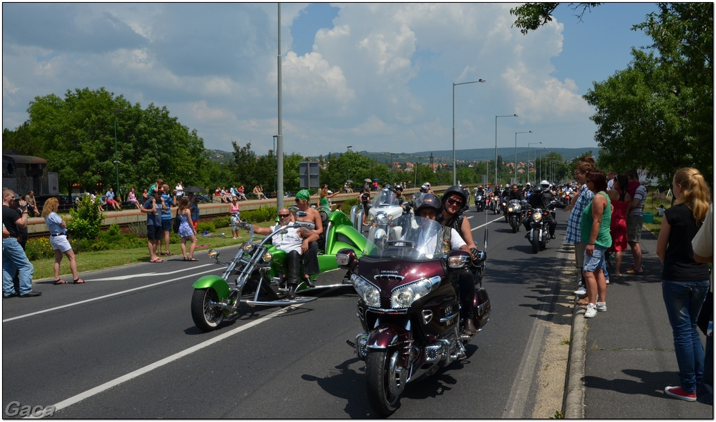 harleydavidsonopenroadfelvonulasmotorgaca201300555