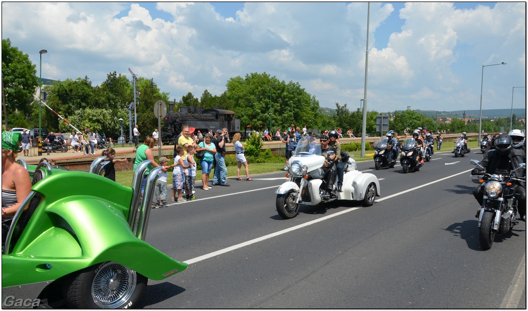 harleydavidsonopenroadfelvonulasmotorgaca201300556