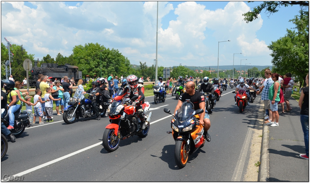 harleydavidsonopenroadfelvonulasmotorgaca201300567