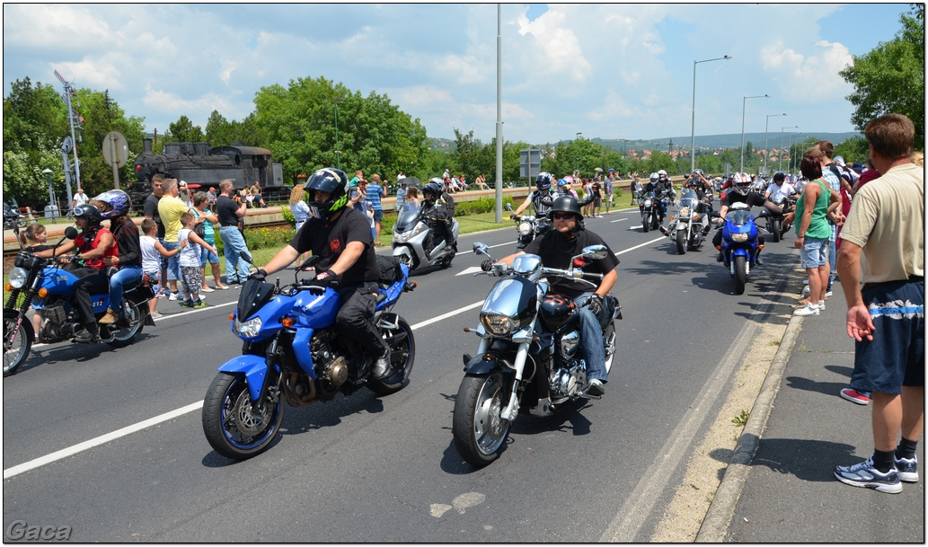 harleydavidsonopenroadfelvonulasmotorgaca201300584