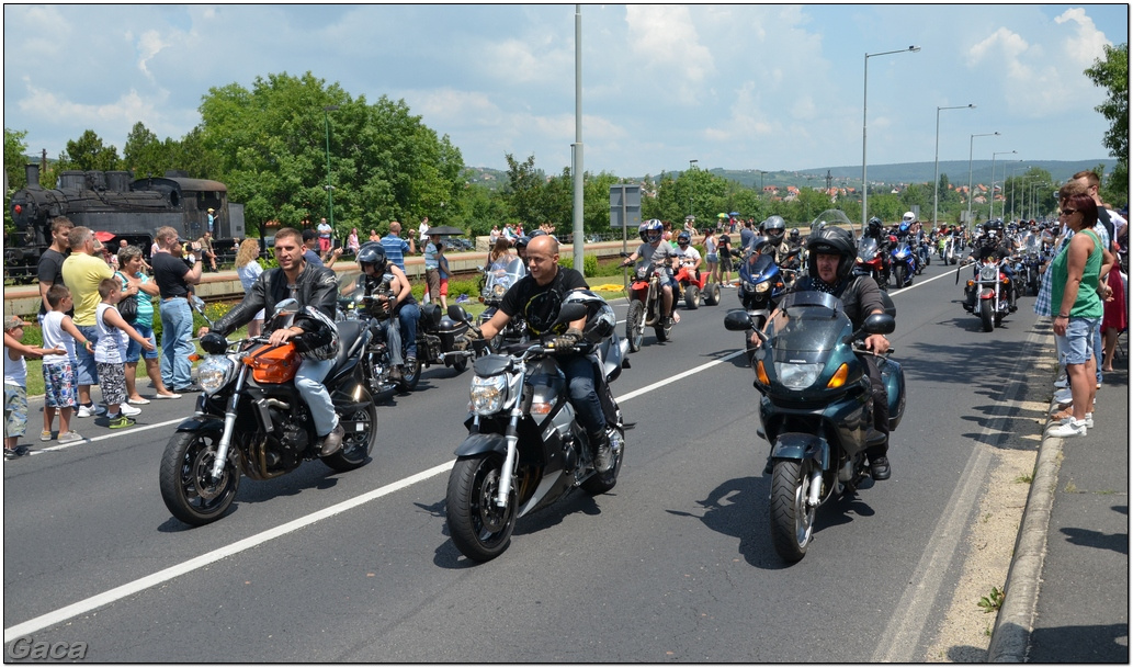 harleydavidsonopenroadfelvonulasmotorgaca201300600