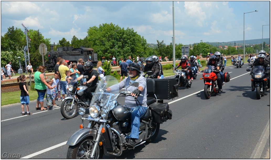 harleydavidsonopenroadfelvonulasmotorgaca201300608