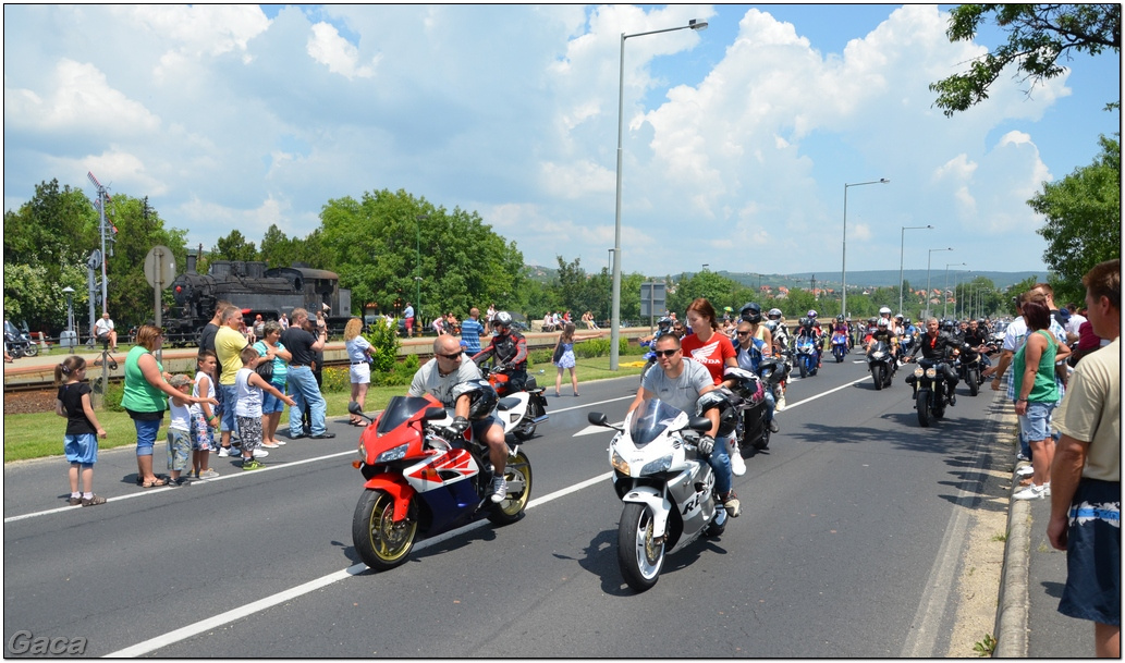 harleydavidsonopenroadfelvonulasmotorgaca201300629