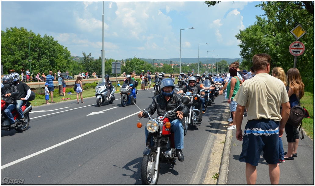 harleydavidsonopenroadfelvonulasmotorgaca201300640