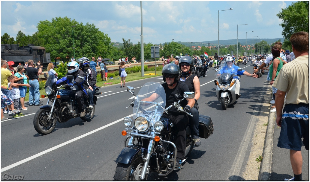 harleydavidsonopenroadfelvonulasmotorgaca201300642