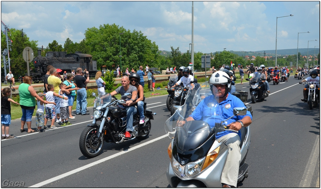 harleydavidsonopenroadfelvonulasmotorgaca201300644