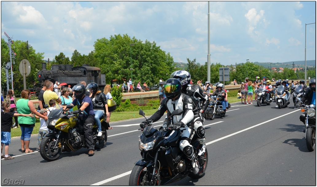 harleydavidsonopenroadfelvonulasmotorgaca201300701