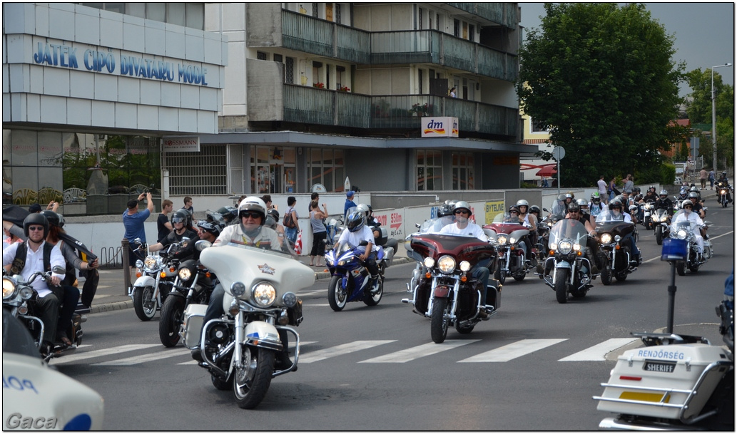 harleydavidsonopenroadfelvonulasmotorgaca201300716