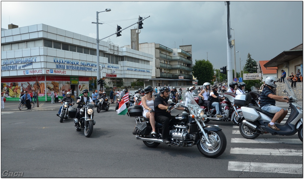 harleydavidsonopenroadfelvonulasmotorgaca201300721