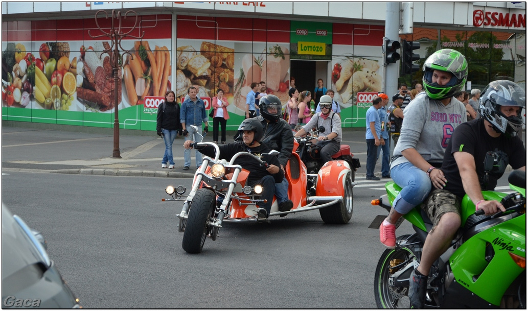 harleydavidsonopenroadfelvonulasmotorgaca201300766