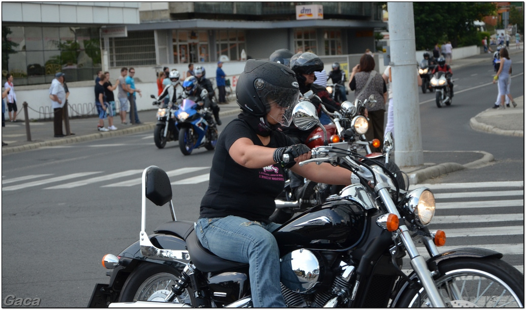 harleydavidsonopenroadfelvonulasmotorgaca201300774