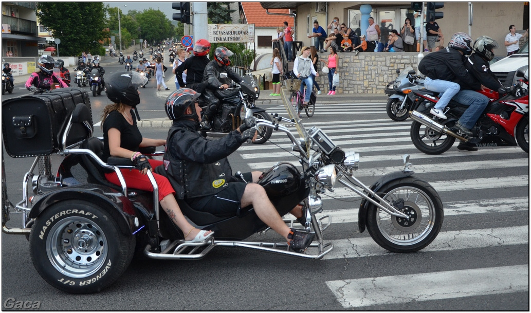 harleydavidsonopenroadfelvonulasmotorgaca201300861