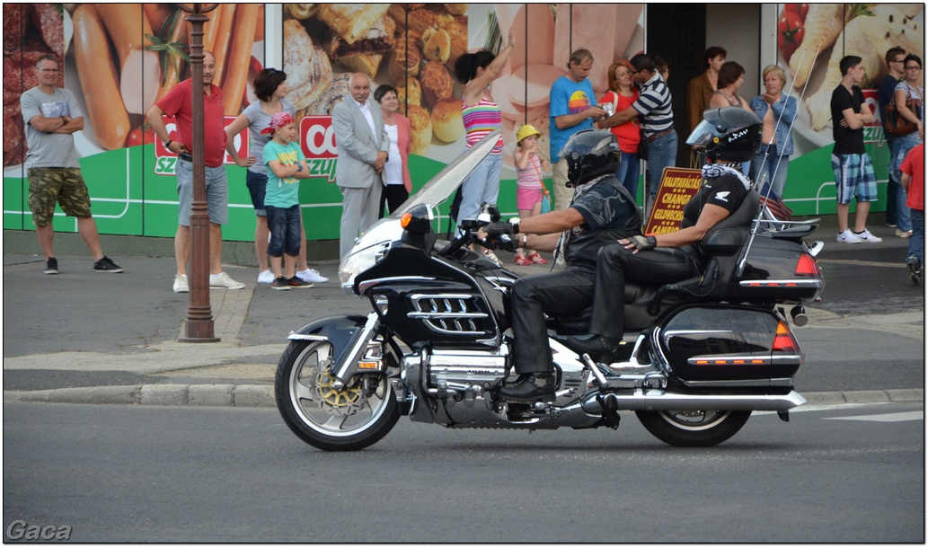 harleydavidsonopenroadfelvonulasmotorgaca201300868