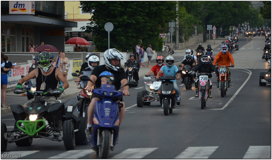 harleydavidsonopenroadfelvonulasmotorgaca201300900