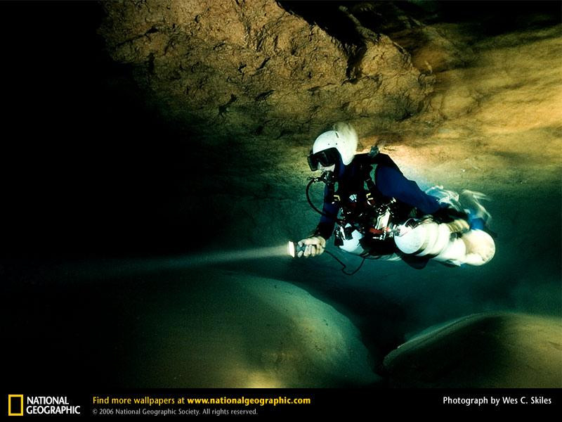 cave-diver-521058-sw (Medium)