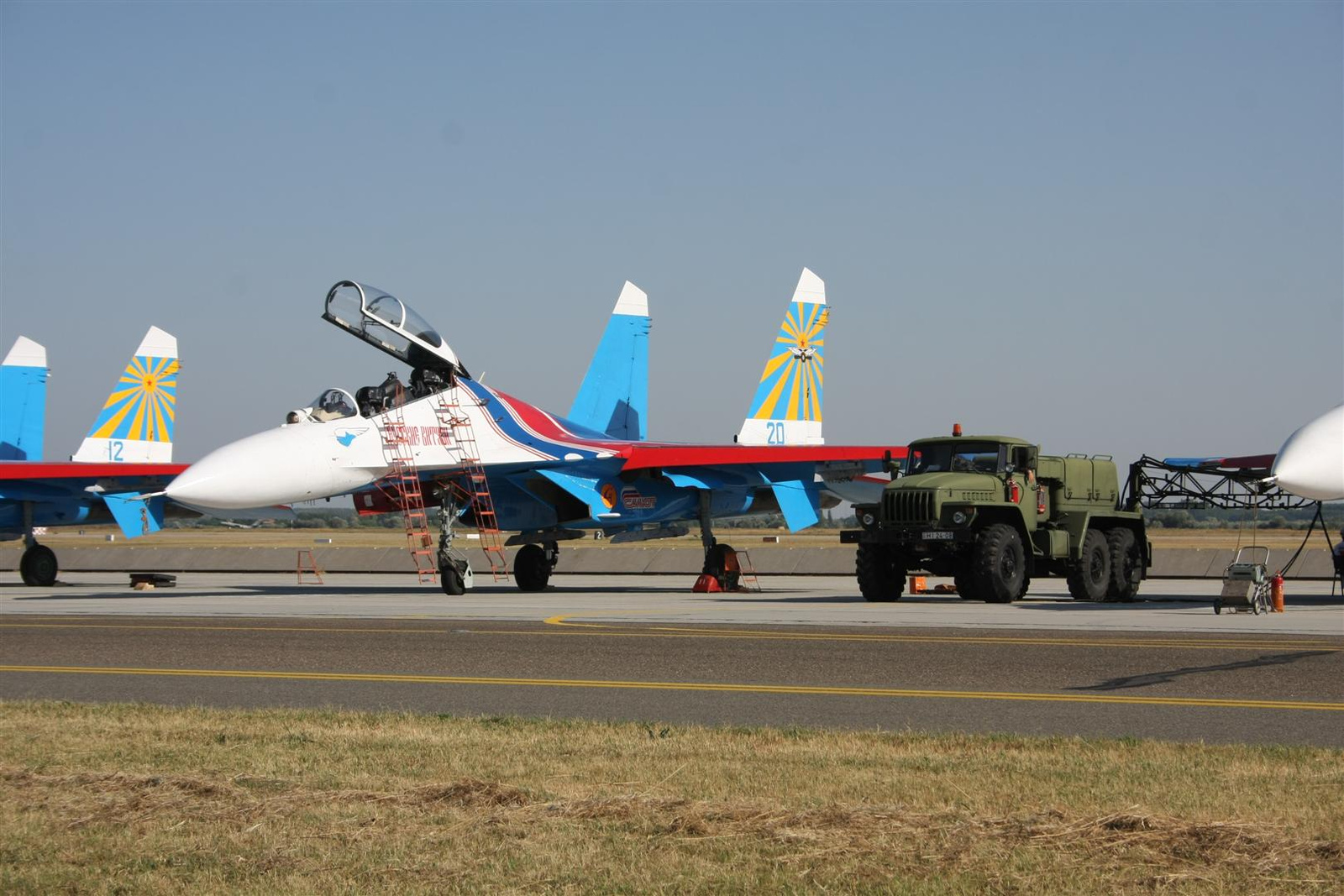 Kecskemét repülőnap 2013 - Orosz lovagok - SZU-27UB / APA-5D