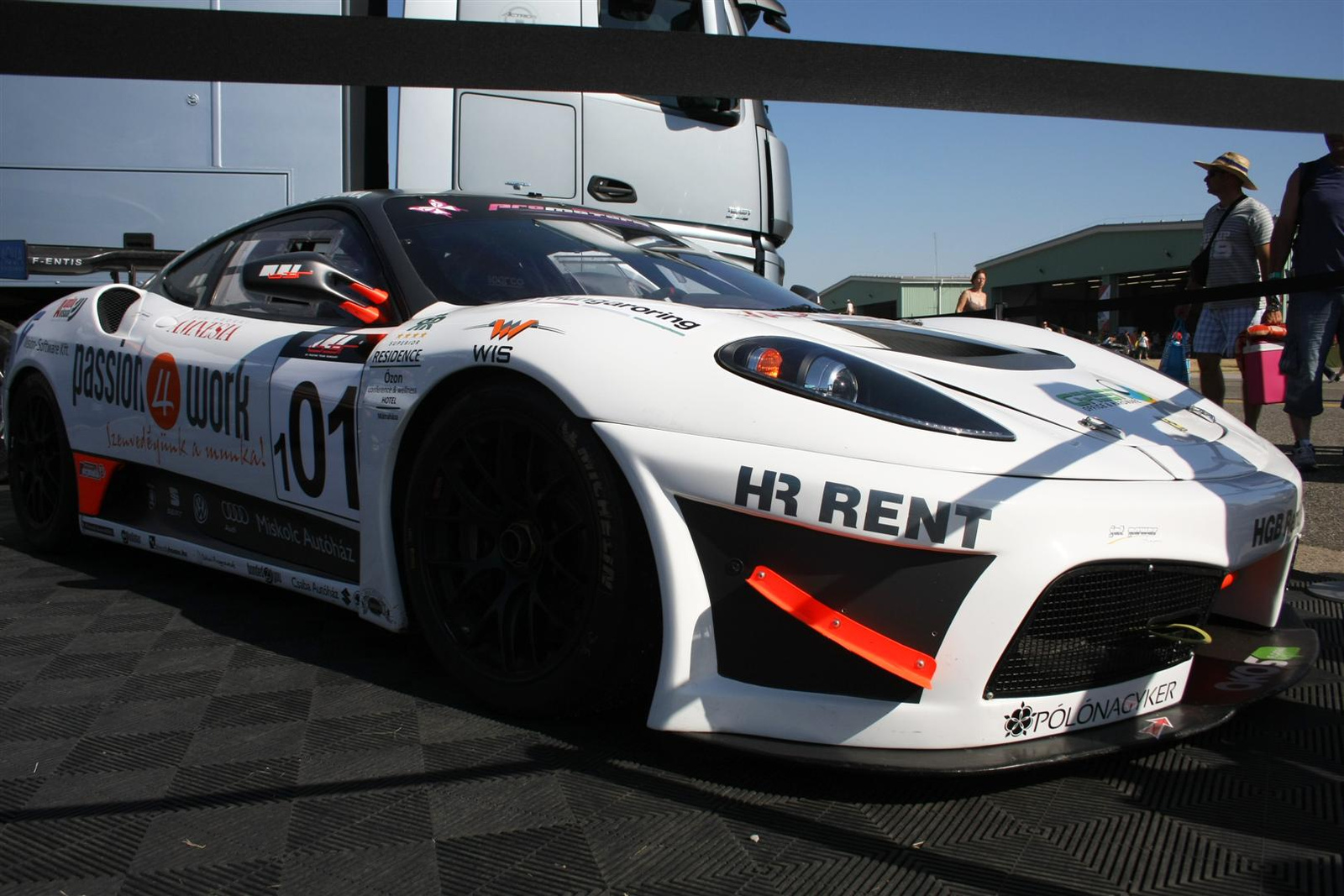 Kecskemét repülőnap 2013 - Ferrari F430 GT3 - Bús Edina