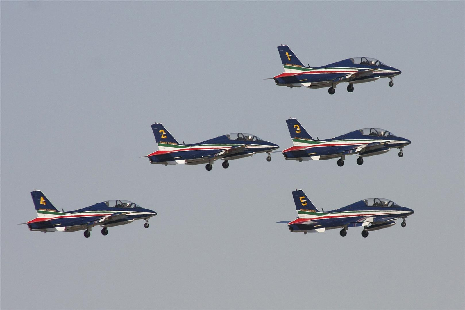 Kecskemét repülőnap 2013 - Frecce Tricolori MB-339 Olaszország