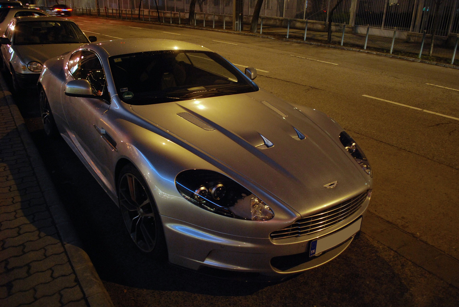 Aston Martin DBS