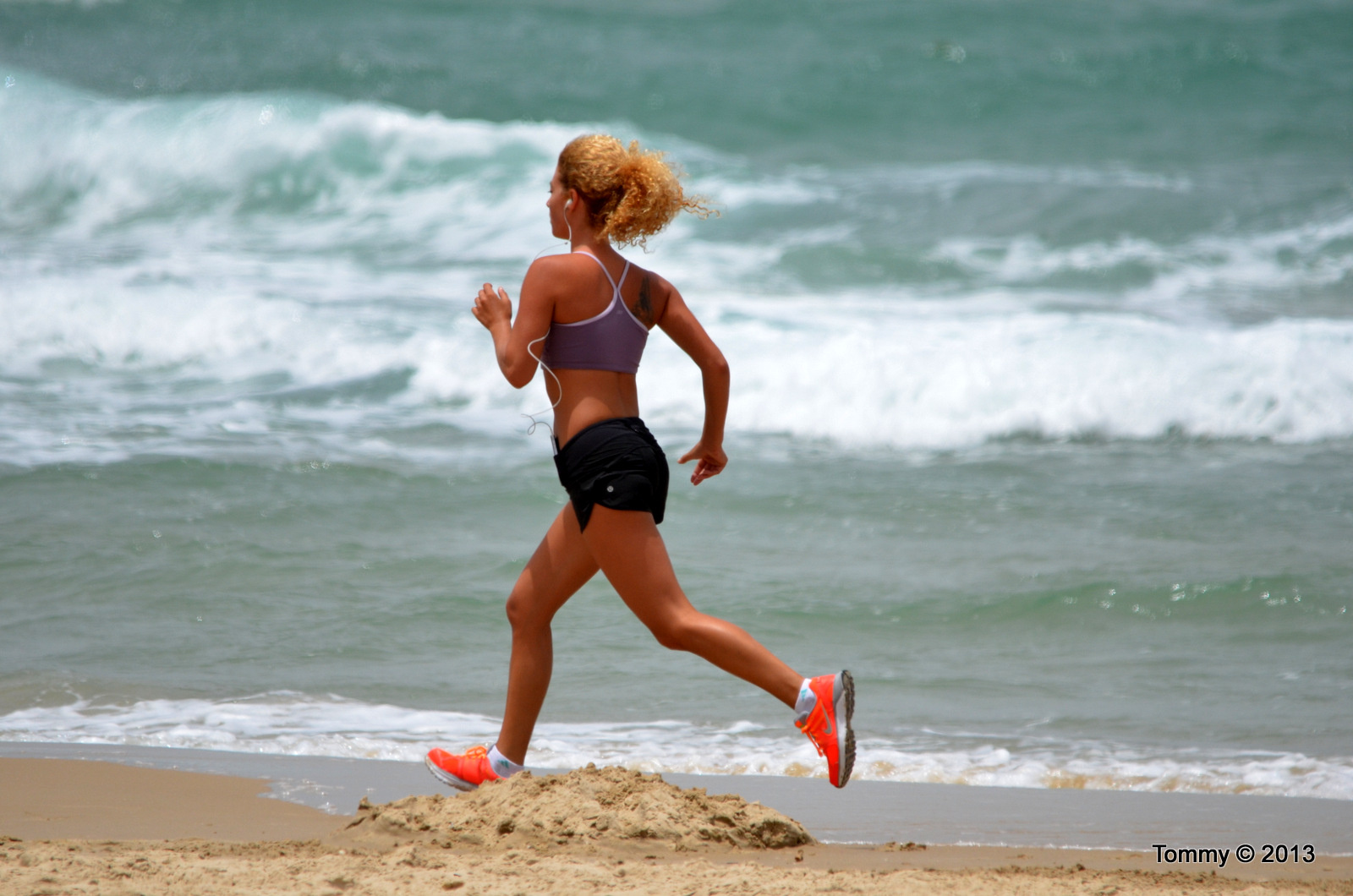 Tel Aviv Beach 09-06-2013 12-23-41