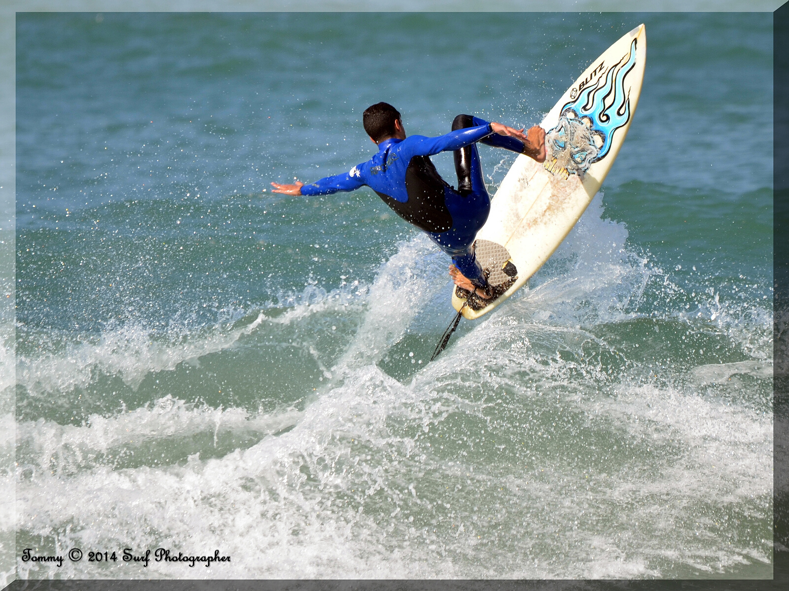 Surfing Tel Aviv 30.1.2014. (11)