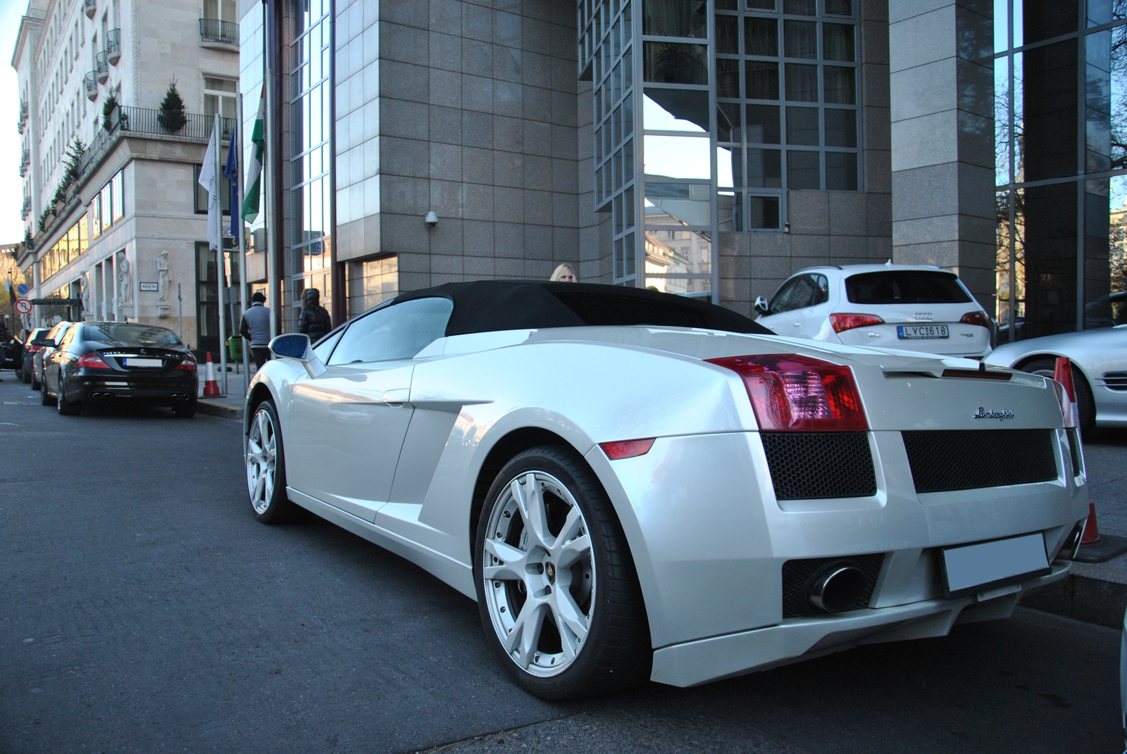 Gallardo Spyder - CLS 55 AMG