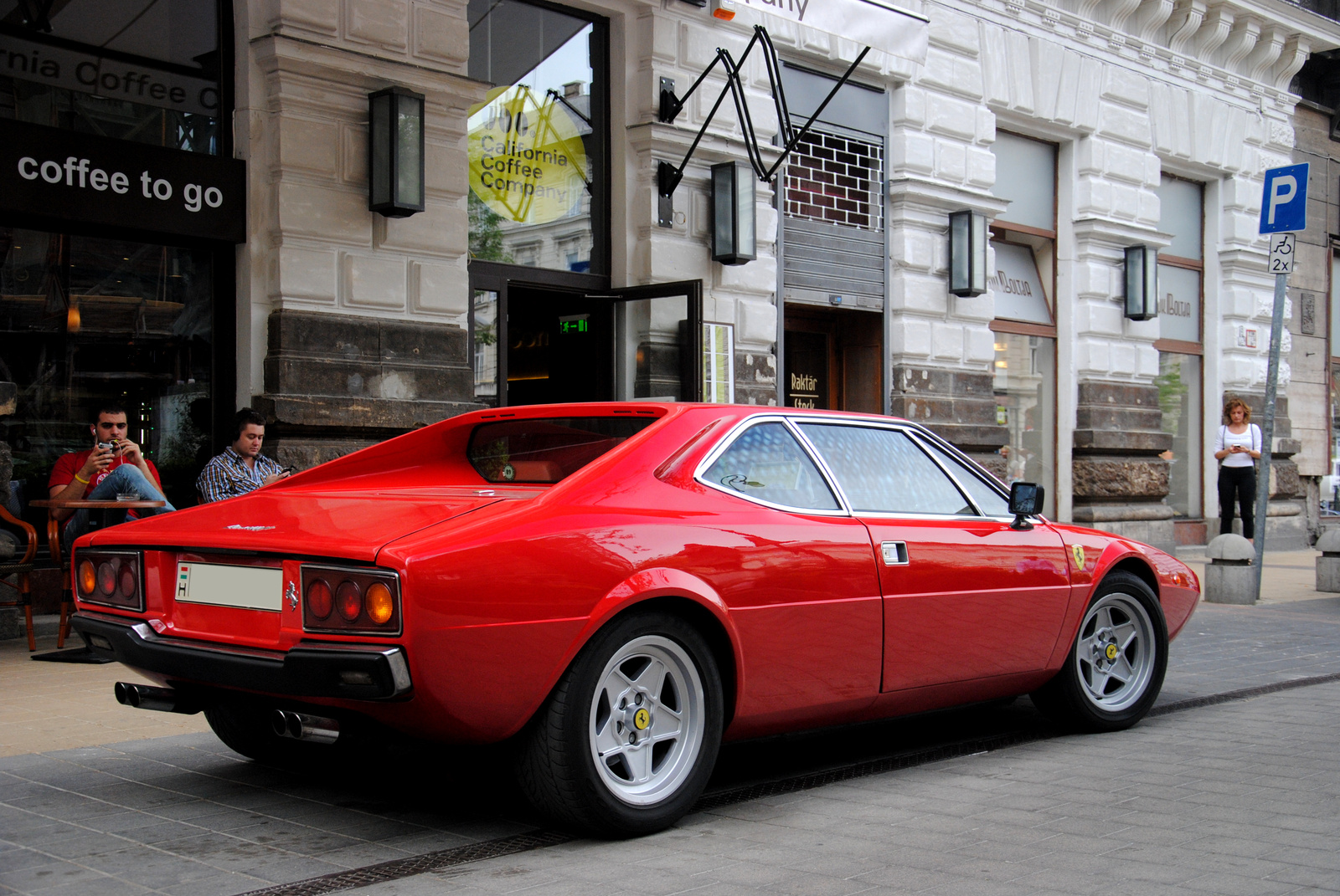 Ferrari 308 GT4 Dino