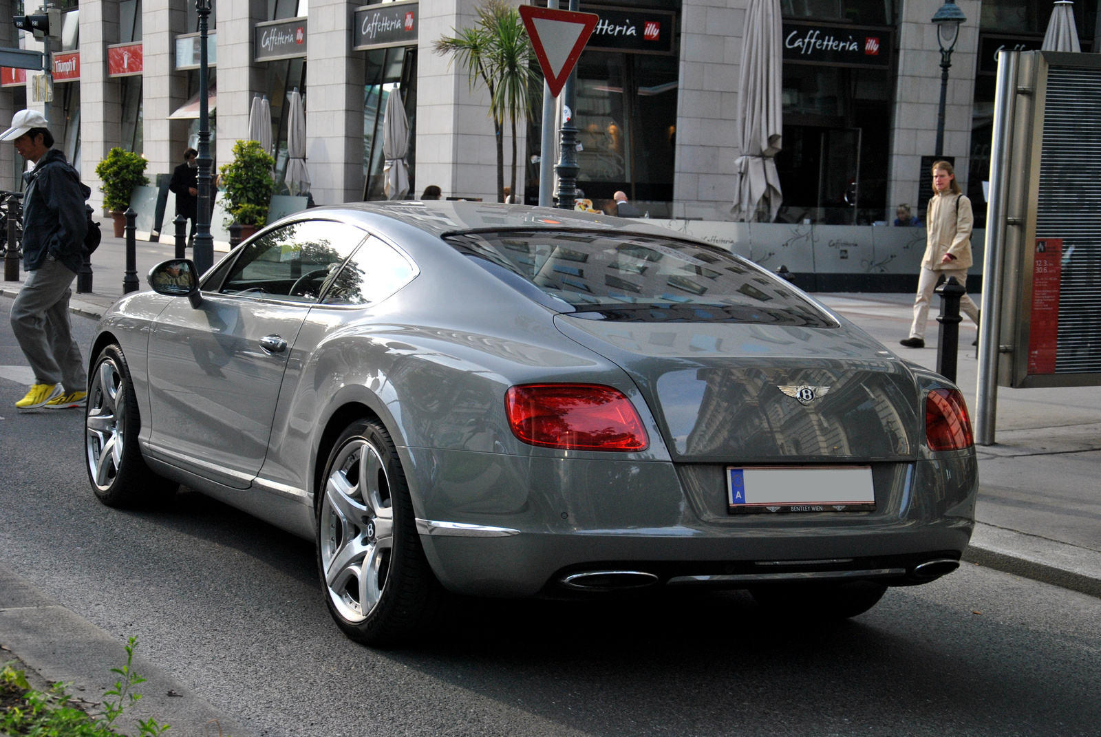 Bentley Continental GT 2012