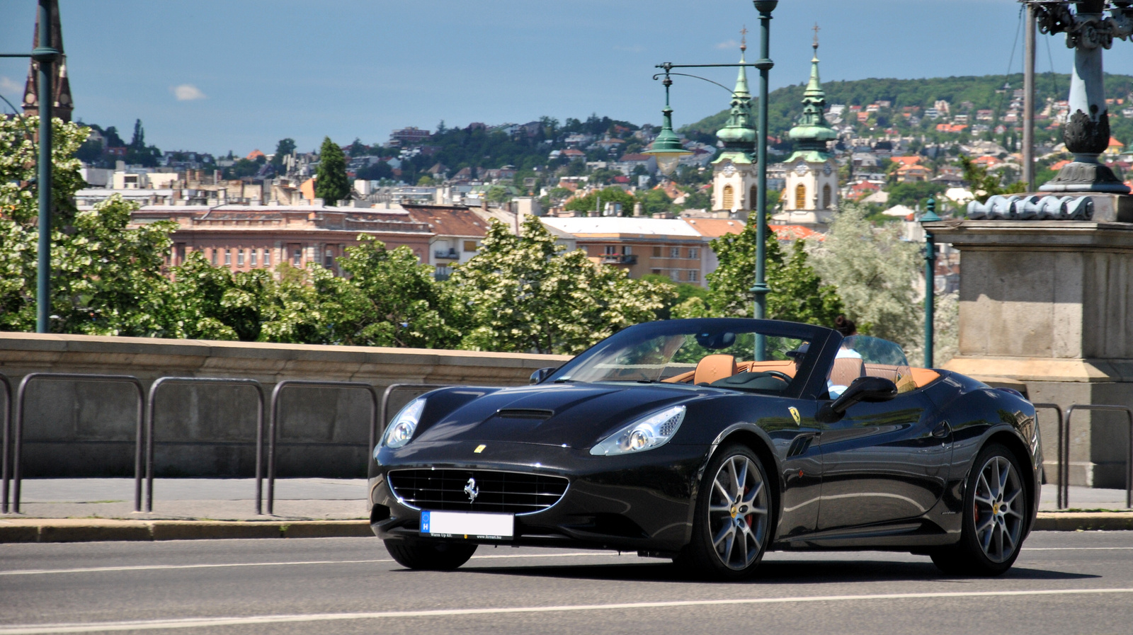 Ferrari California