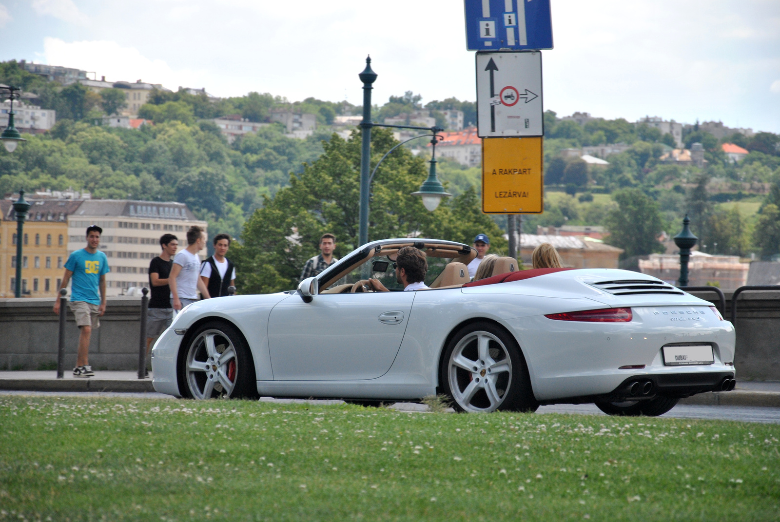 Porsche 911 Carrera S