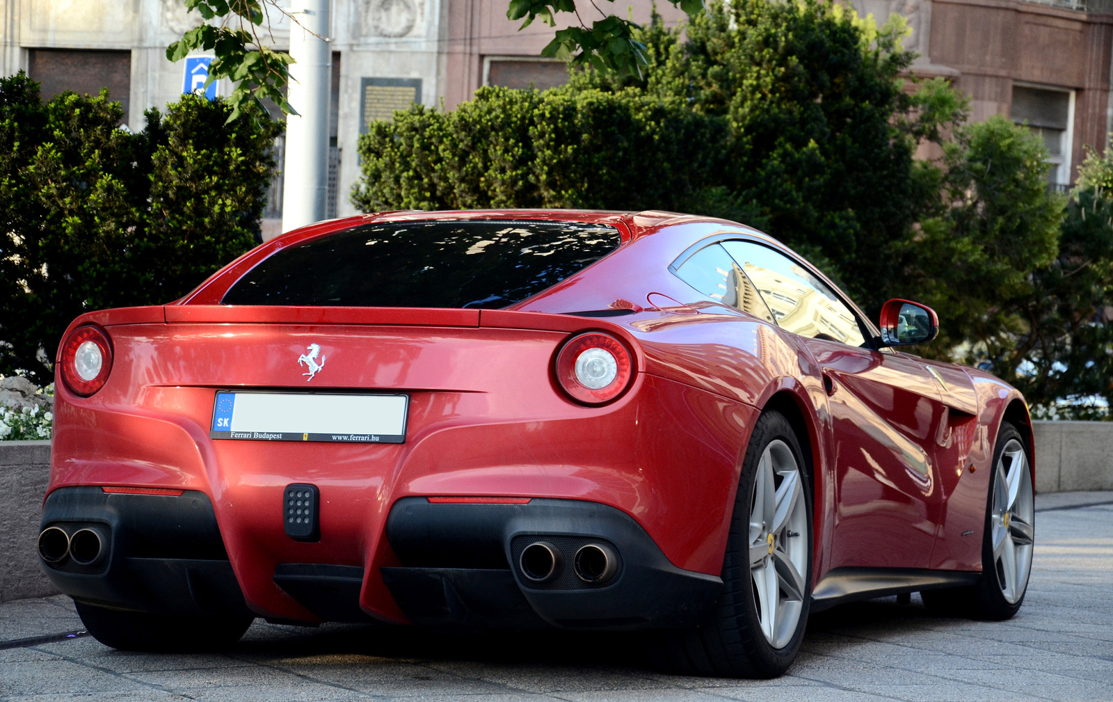 Ferrari F12berlinetta